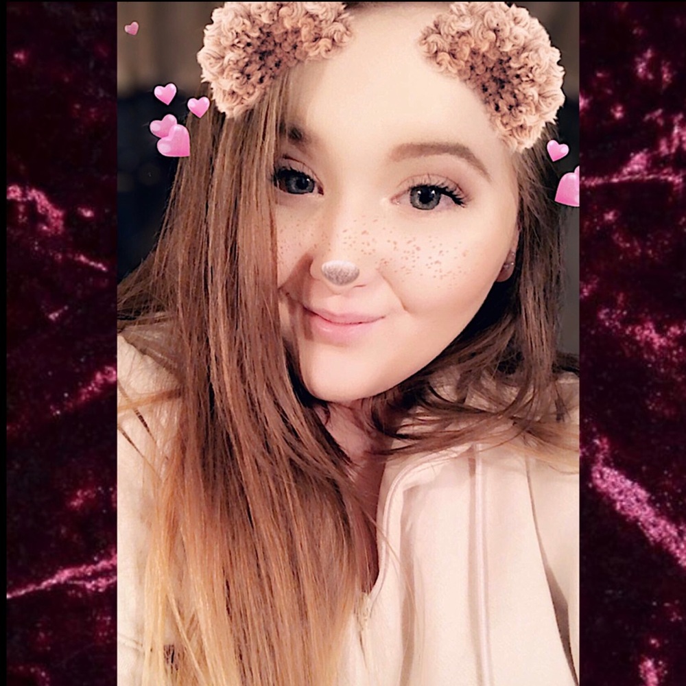 Meet your Posher, Sabrina